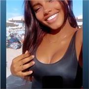 Insegnare l'italiano agli stranieri per aiutarli a parlare tra degli altri anche per fare amicizie per qualsiasi cosa.