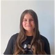 Joven con ganas de enseñar y compartir sus conocimientos de la lengua catalana para gente que quiera aprender. 