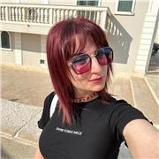 diplomata in lingue con passione per l'jnsegnamento offre corsi di lingua italiana