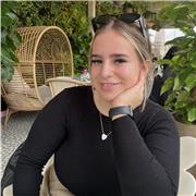 My name is Chloe Powell 

I have a Level 3 TEFL (teaching english as a foreign language) certification, as well as GCSE level and A-Level qualifications in English Language! 

I am looking for students of any age ! no preferences as everyone deserves 