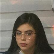 Estudiante de ingeniería imparte clases a estudiantes de cualquier edad