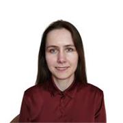 Eine begeisterte Englishlehrin für verschiedene Altersgruppen und Niveaus