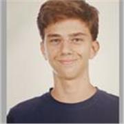 Estudiante Ingeniería UPC, deportista y con idiomas. Ofrezco apoyo escolar y cuidado responsable para niños de Primaria y ESO.