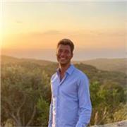 Ciao a tutti. Sono uno studente di Lettere e Filosofia a Roma Tor Vergata. Sono prossimo alla Laurea. Mi propongo per aiuto allo studio e ripetizioni per tutte le materie. Conosco bene l'inglese e il francese. Per qualsiasi informazioni contattatemi!