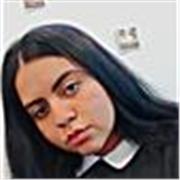 Maestra de literatura con experiencia en escritura creativa, poesía y filosofía, Egresada de la Licenciatura en Escritura Creativa