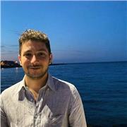 Biologo e docente da alcuni anni di matematica e scienze nella scuola secondaria di primo grado, impartisco lezioni di biologia chimica per le scuole superiori e matematica e scienze per le scuole medie