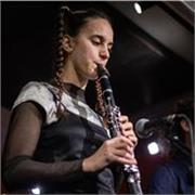 Profesora de clarinete, técnica, repertorio, improvisación
