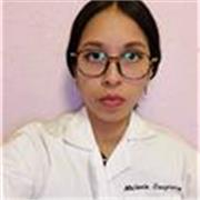Profesora de ciencias ofrece un compromiso para impartir materias en relación de la mejor forma