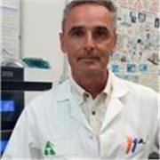 Laureato con decennale esperienza nell’insegnamento individuale, offre lezioni, aiuto compiti e ripetizioni 