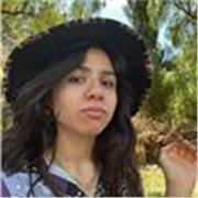 Apoyo en Análisis Literario y Escritura