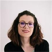 Laureata magistrale e abilitata alla professione di commercialista, offre ripetizioni, aiuto compiti, aiuto preparazione esami.