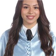 Graduada de Historia y cursando un máster online de profesorado de educación secundaria.