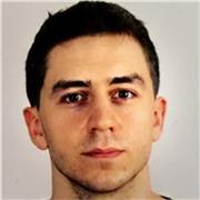 Développeur de jeux vidéo avec multiple années d'expérience sur des projets variés.