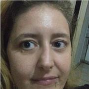 Professora licenciada em Geografia, com amplo conhecimento nas diversas áreas da disciplina, disponível para aulas online a alunos de qualquer ano