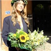 Offro lezioni private e aiuto compiti per bambini delle scuole elementari e medie, adattando ogni lezione alle loro esigenze.