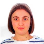 Titulada en doble grado superior de Anatomía Patológica y Citodiagnóstico.