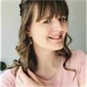 I would love to teach adults or teenagers the Dutch language. I've always enjoyed bringing my language skills to other people. 