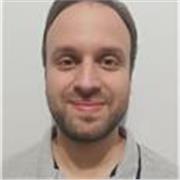 Tutor di inglese con approccio semplice e concreto offre lezioni private e aiuto compiti personalizzato