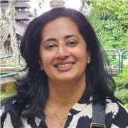 English Tutor for those who are interested to learn the language.