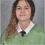 Soy estudiante, con un Advance Certificate (C1) en inglés y experiencia previa en clases particulares. 