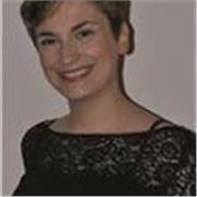 Laureata in comunicazione, con diploma magistrale.Disponibile per aiuto compiti (grammatica, letteratura) e lezioni per stranieri