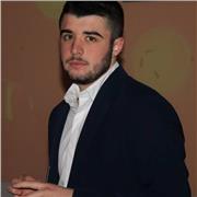 Studente di ingegneria navale, diplomato al liceo scientifico con voto 89