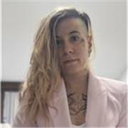 Profesora de Lengua castellana y Literatura imparte clases a todos los niveles: ESO, Bachillerato, FP, oposiciones