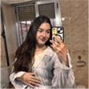 Alumna de bachillerato excelente en inglés ( tengo el advanced) y una pasión por el inglés muy grande y también por los niños☺️