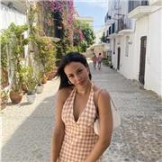 Profesora de repaso para alumnos de primaria y ESO. Actualmente me encuentro en el tercer año de grado universitario en la UB