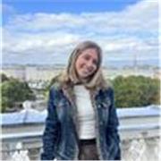 Profesora de matemáticas apta para primaria y eso. Estudiante de ingeniería química apasionada de las ciencias con experiencia