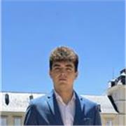 Estudiante de Ingeniería ofrece clases particulares de matemáticas en Parla