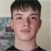 Imparto Clases de Inglés, Deportes de Gimnasio y Matemáticas para Estudiantes de la ESO con Enfoque Integral y Dinámico