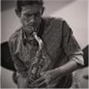 Profesor de teoría musical, jazz y saxofón apto para todas las edades y niveles