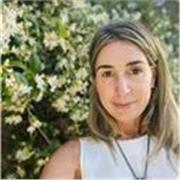 Dicto cursos de comunicación asertiva y eficaz y de resolución de conflictos en ámbito universitario y destinados a docentes, personal penitenciario y público en general