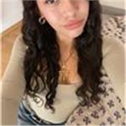 Me defino como una persona con mucha paciència al enseñar y sobretodo con mucho aprecio y tacto con los niños. Nivel de Primària.