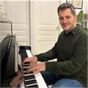 Profesor de piano para todos los niveles con más de 10 años de experiencia 