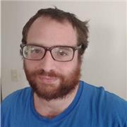 Profesor de Historia ofrece clases a todas las edades