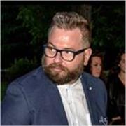 Più di 20 anni di esperienza tra bilanci e fisco (e tanto altro) da condividere con studenti  per un miglioramento continuo !