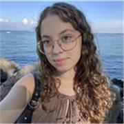 Ciao! Sono Benedetta, ho 19 anni e offro lezioni di inglese e aiuto compiti in materie come storia e italiano. 