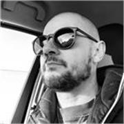 Ciao! Se vuoi imparare a sviluppare siti web, contattami