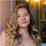 Online-Spanischlehrerin mit Spaß am Lernen und motivierendem Unterricht