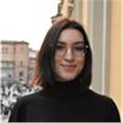Neolaureata in facoltà scientifiche offre lezioni private in tutte le materie e affianca studenti nello sviluppo al metodo di stud