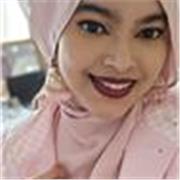 Learn English Confidently with Experienced Business Student Tutor

