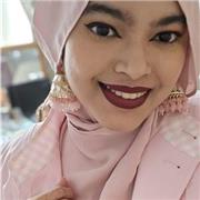 Learn English Confidently with Experienced Business Student Tutor