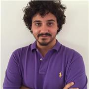 Archeologo, ricercatore e giornalista per lezioni di inglese e materie umanistiche.