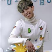 Profesional sanitaria imparte clase de ciencias a niñxs de primaria y secundaria