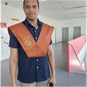 Profesor de matemáticas apto para estudiantes de ESO y bachillerato.