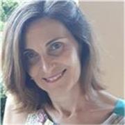 Laureata in lettere moderne ,voto 110 e lode, con tesi in lingua e letteratura latina medievale offro lezioni a studenti dalla tem
