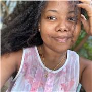 etudiante en medecine ,capable de donner des cours sur la science humaine