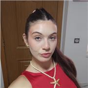 Me llamo Alejandra, dispongo de bachillerato científico con muy buena nota sobretodo en ciencias ambientales, química y biología